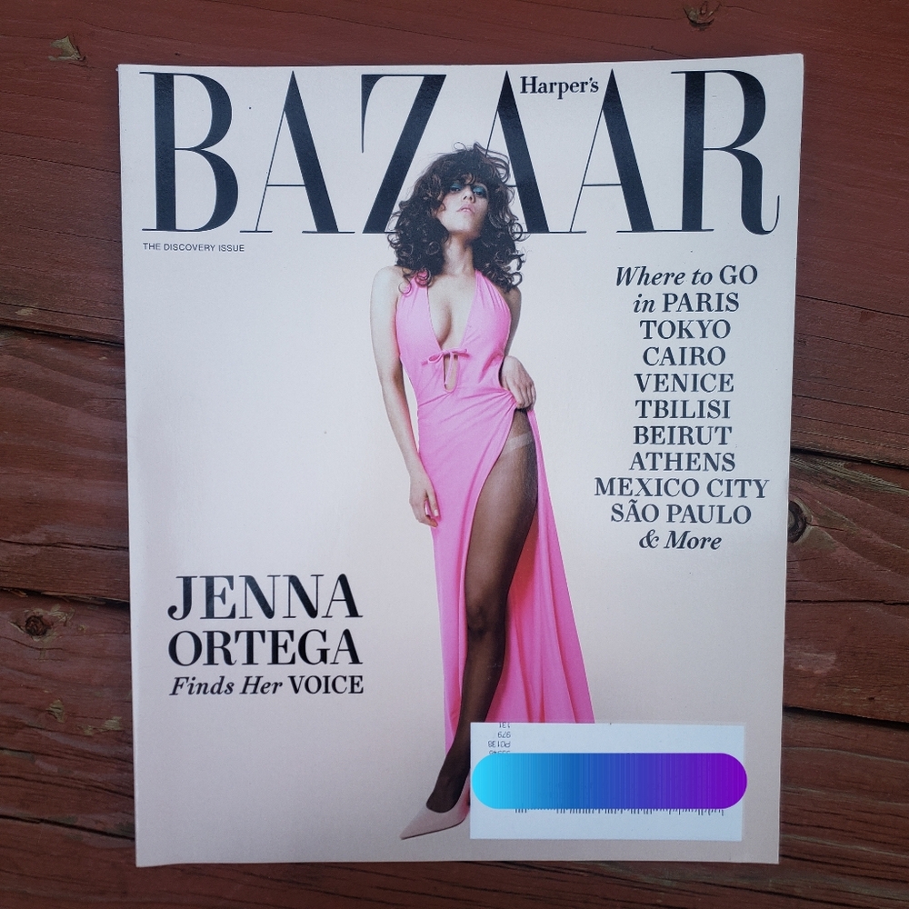 (2) Jenna Ortega Magazine (Vanity Fair Sep 2024 & Harper’s Bazaar Summer 2025) - Picture 2 of 5